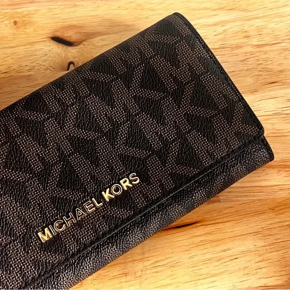 Michael Kors Brown Signature Logo Wallet Large - Picture 4 of 9